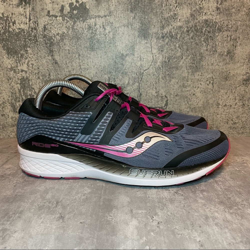 Saucony EverRun Running Sneakers Womens sz 10.5